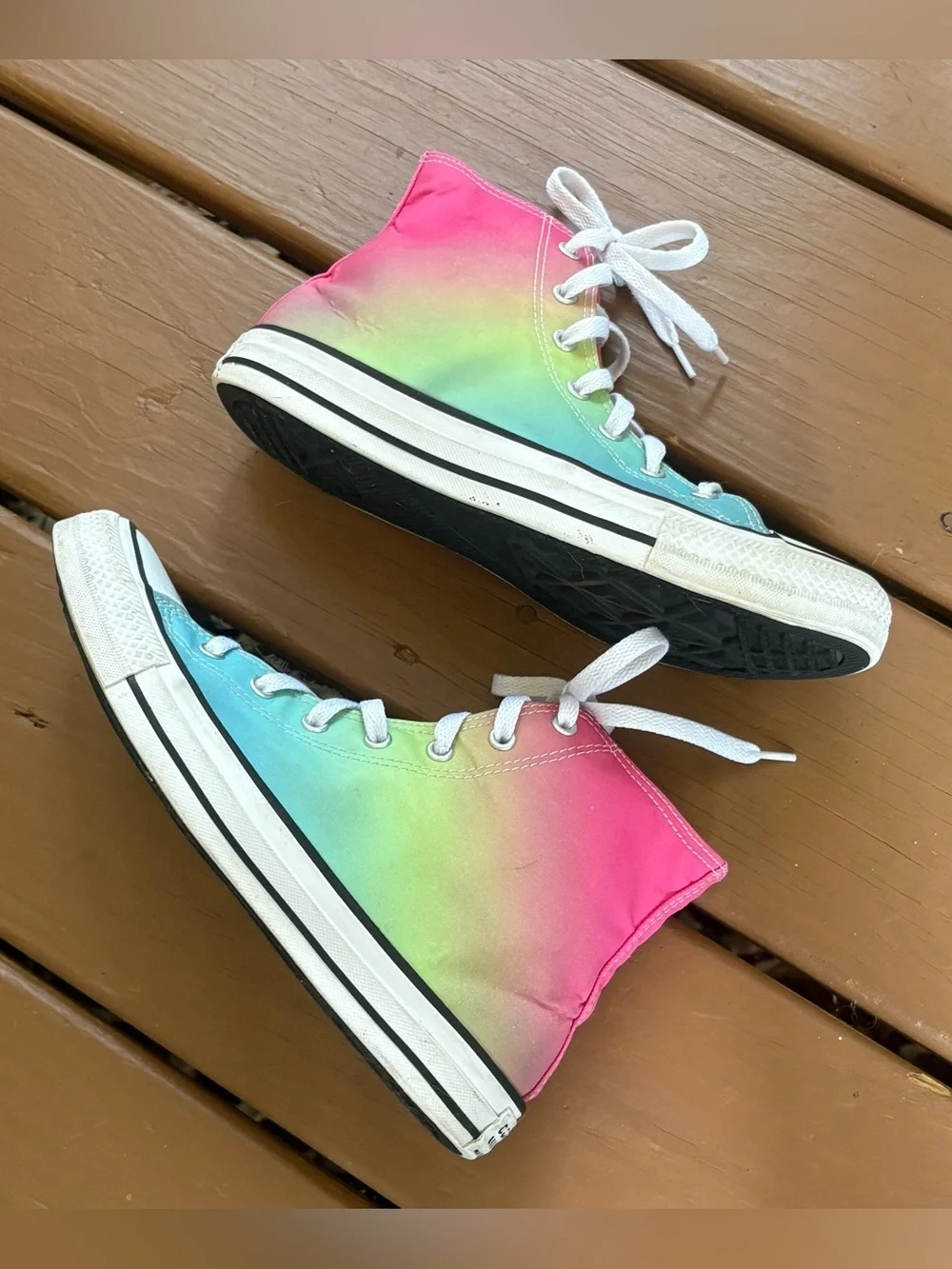 Converse Chuck Taylor All Star CTAS Hi Top Rainbow Unisex Kids Shoes A07337F 6.5